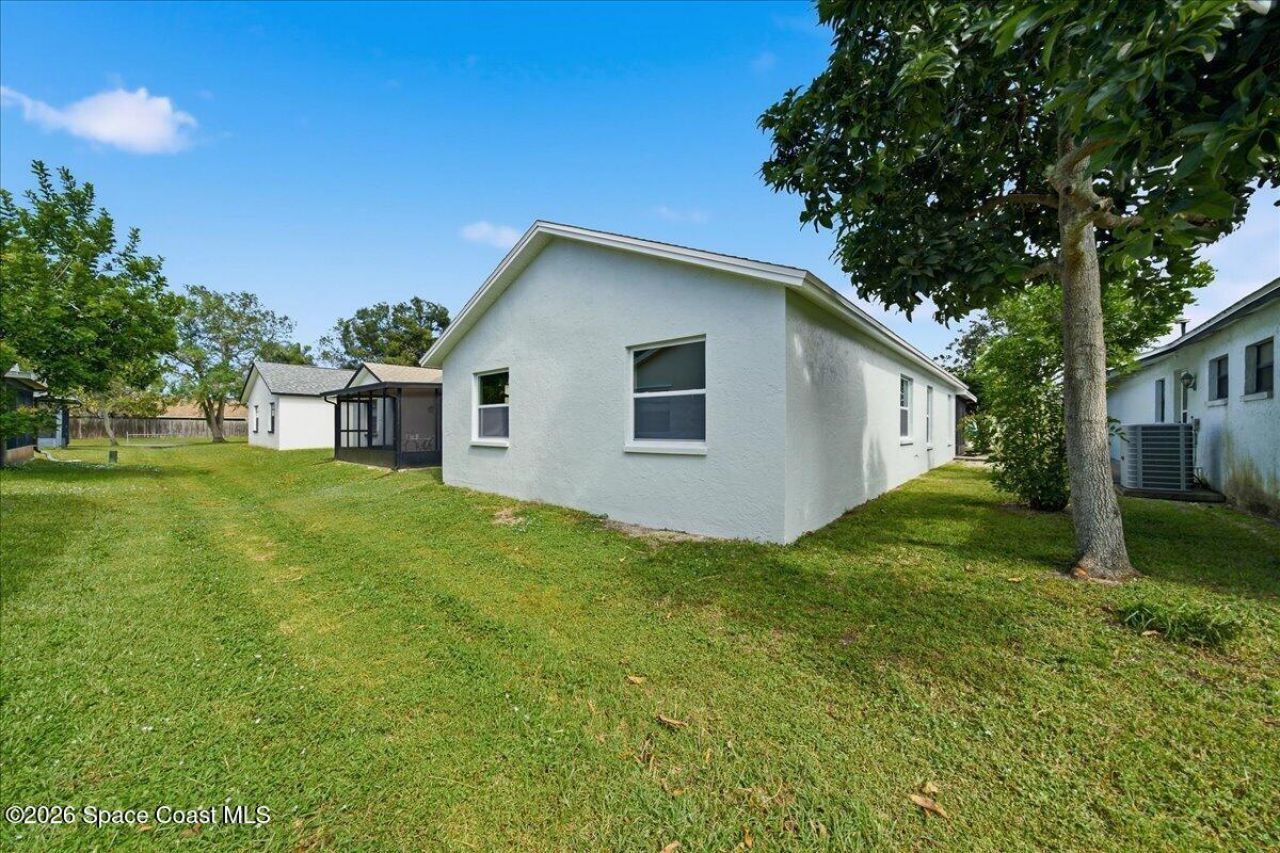 3718 Hardwood Court , Melbourne, FL 32935 Photo