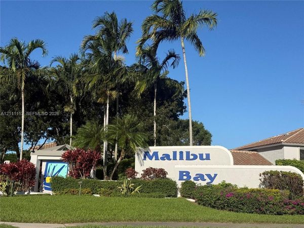 Pembroke Pines, FL 33029