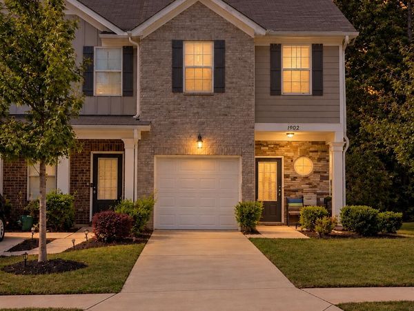 1902 Old Dogwood, Jonesboro, GA 30238