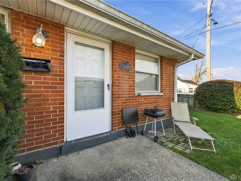 2102 Bickmore Avenue, Dayton, OH 45404 Photo 3