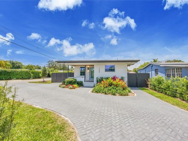2650 SW 65th Ave , Miami, FL 33155