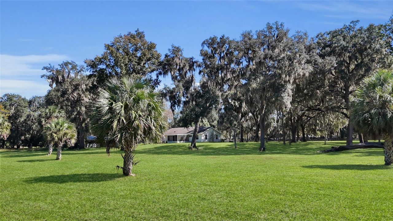 18500 NW 43rd Court Road , Citra, FL 32113 Photo