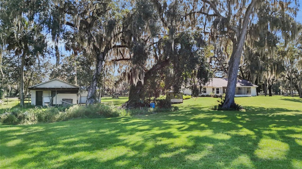 18500 NW 43rd Court Road , Citra, FL 32113 Photo