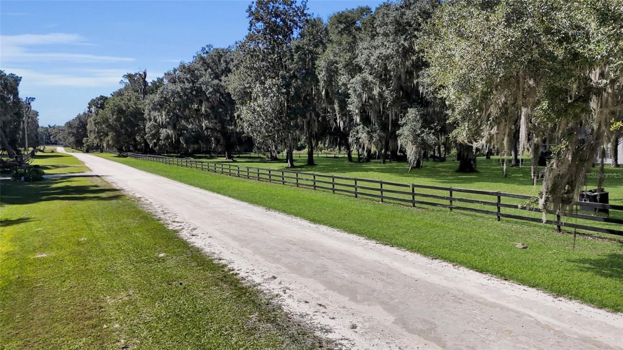 18500 NW 43rd Court Road , Citra, FL 32113 Photo