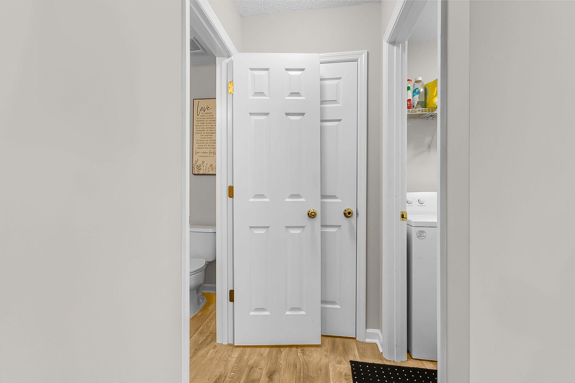 134 Hornby Circle Photo 14