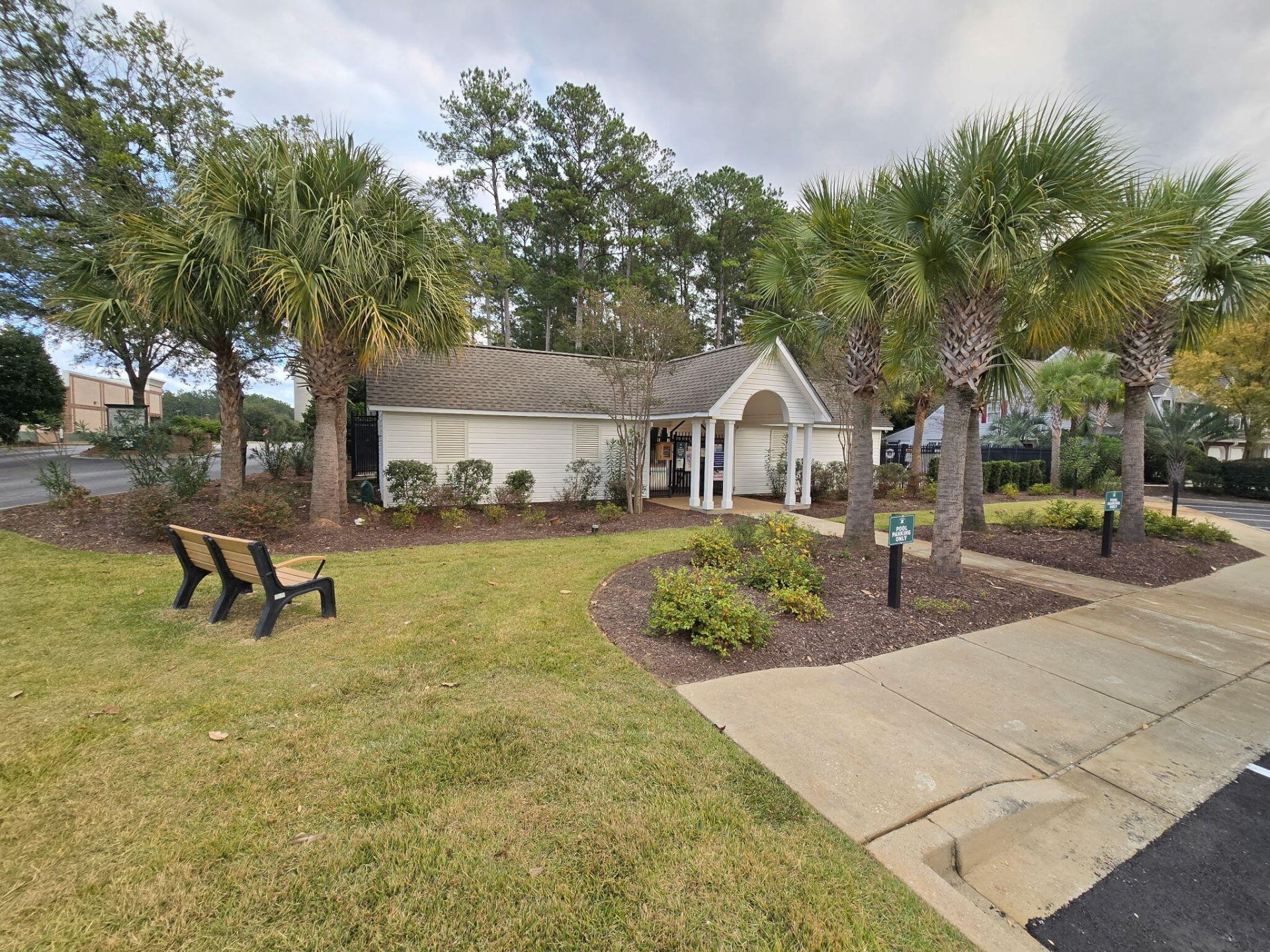 134 Hornby Circle Photo 43