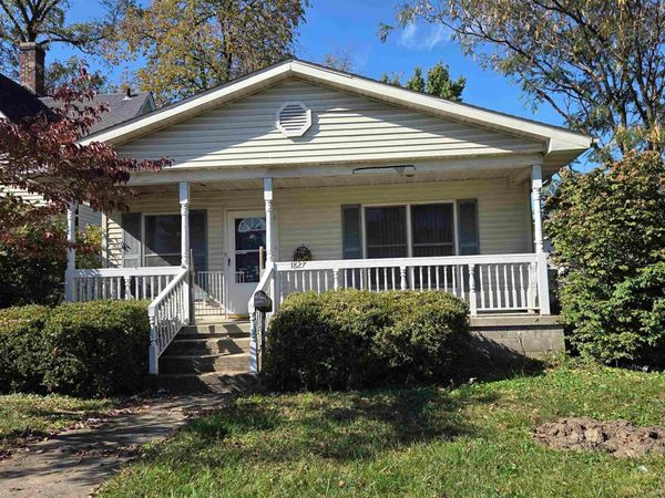 1827 S 5TH Street, Springfield, IL 62703