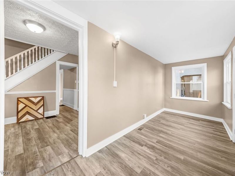 225 East Street, Wadsworth, OH 44281 Photo 3