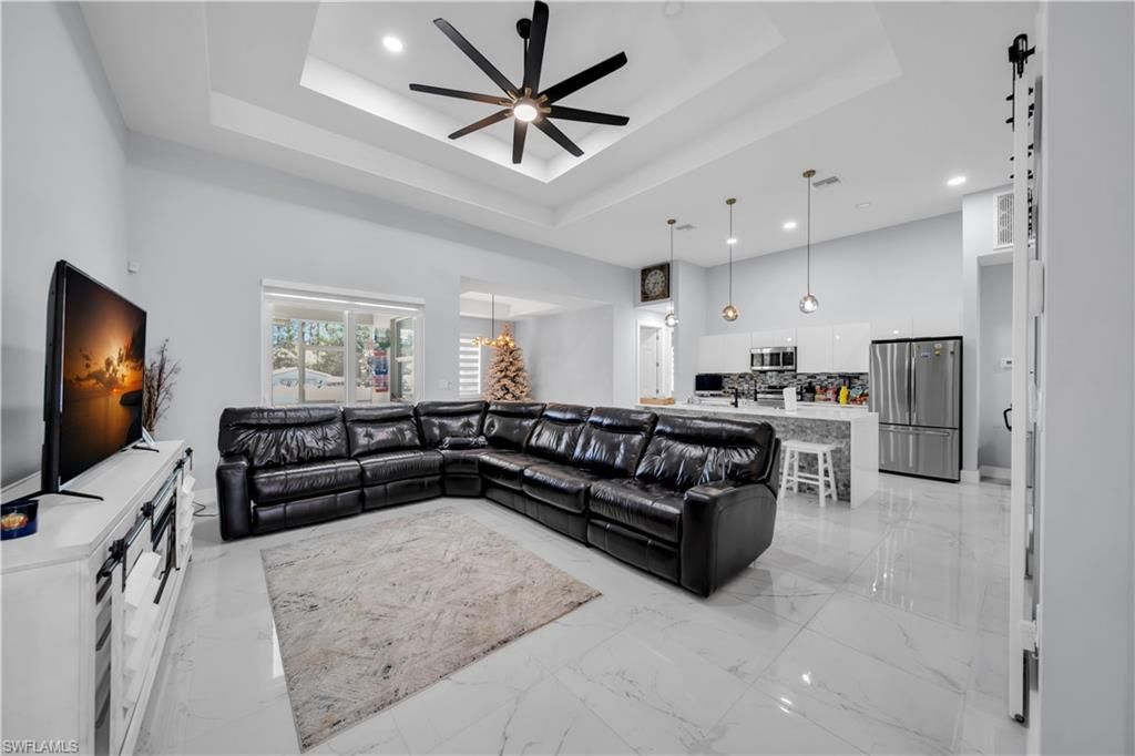 910 Scott Ave , Lehigh Acres, FL 33972 Photo