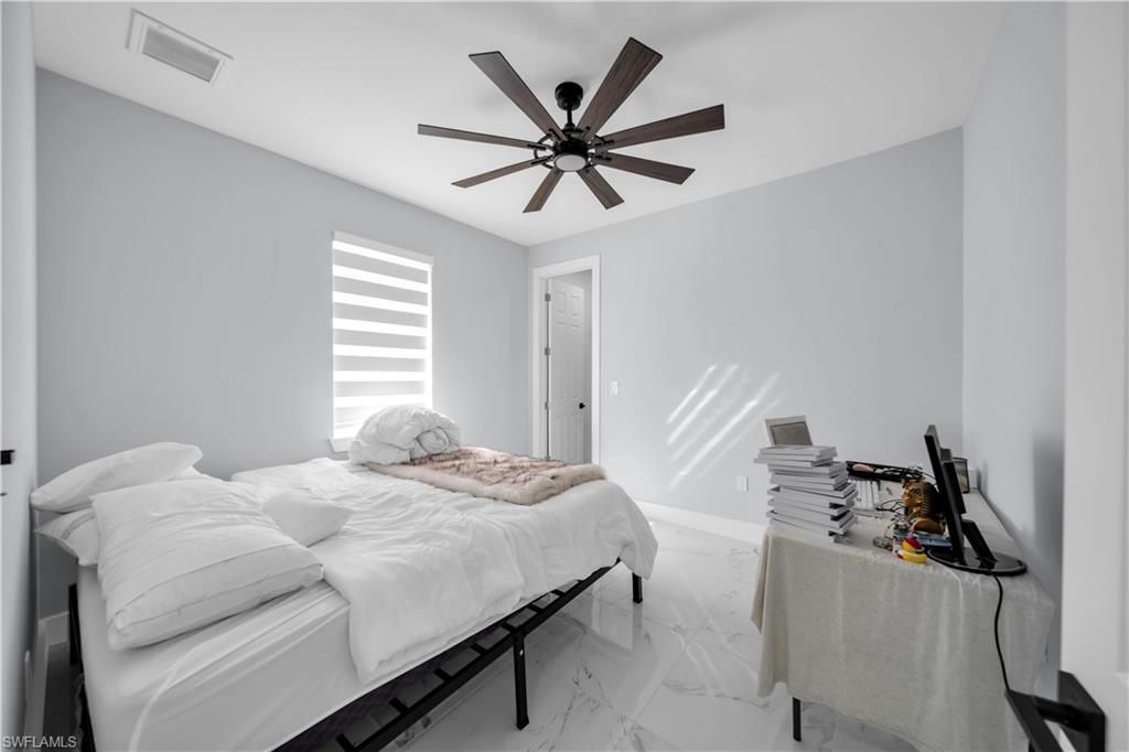 910 Scott Ave , Lehigh Acres, FL 33972 Photo