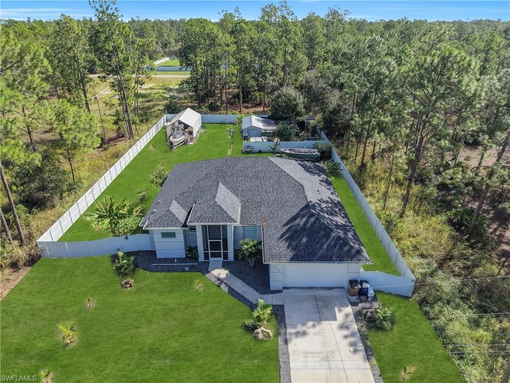 910 Scott Ave , Lehigh Acres, FL 33972 Photo