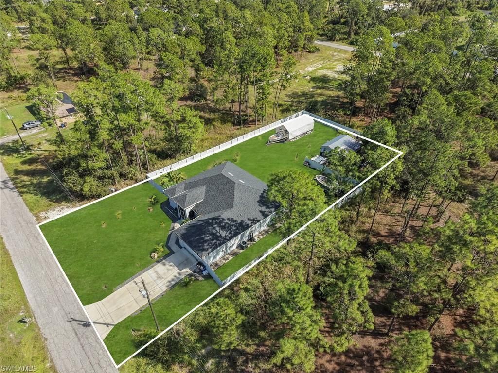 910 Scott Ave , Lehigh Acres, FL 33972 Photo