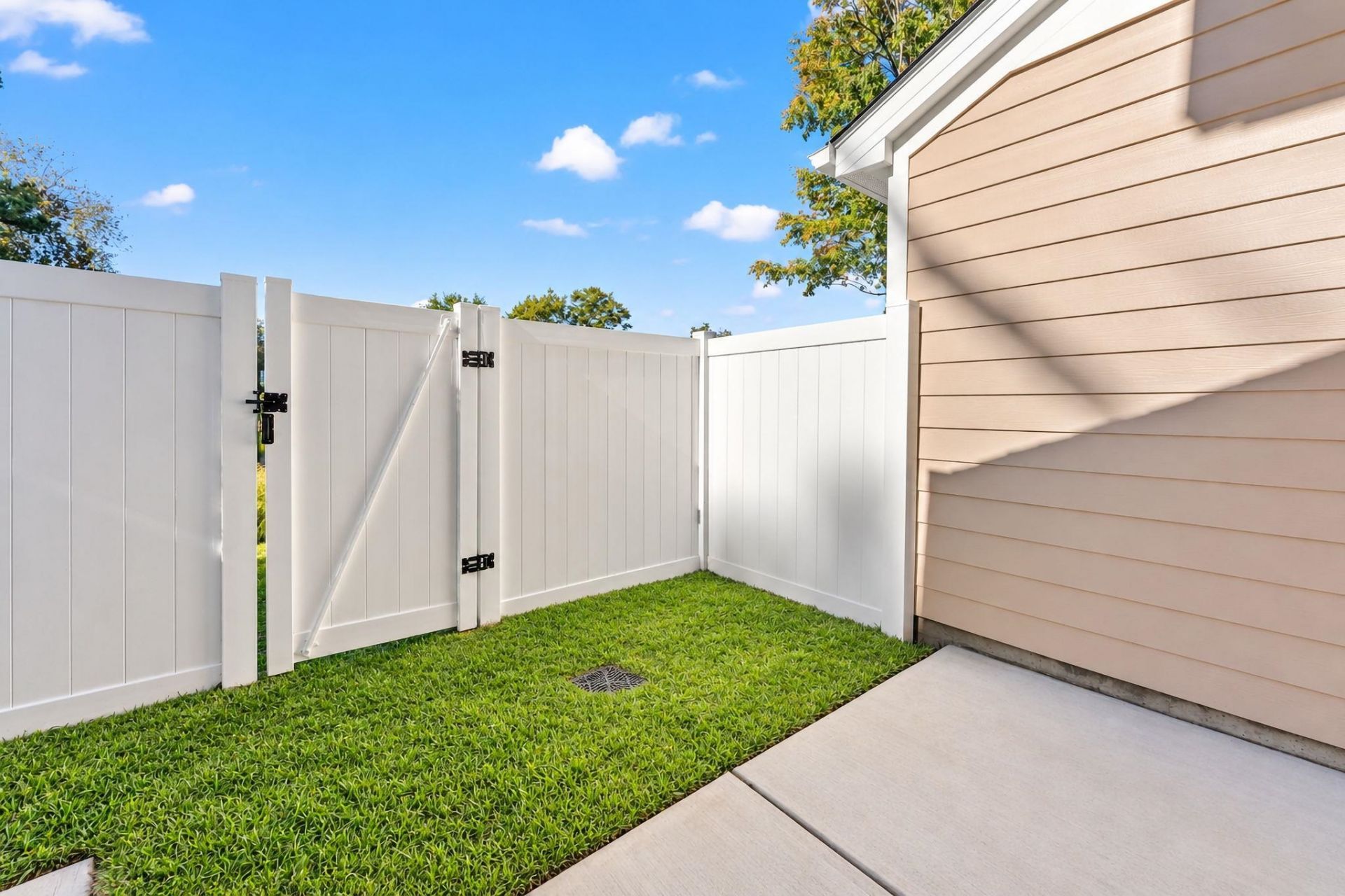 6601 Wildwood Trail Photo 32