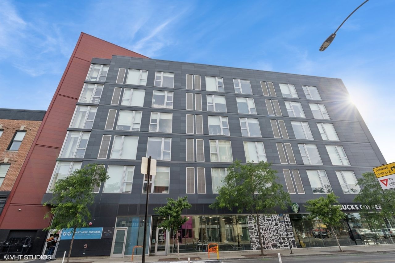 1920 N Milwaukee Avenue , Unit 303, Chicago, IL 60647 Main Photo