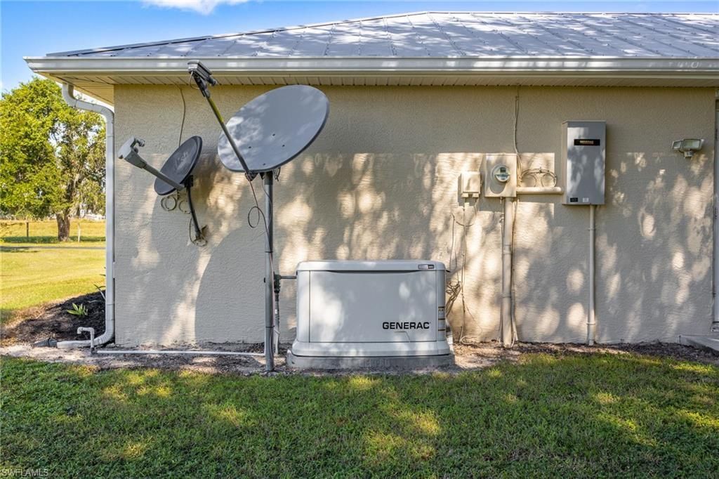 1352 Cemetery Rd , Labelle, FL 33935 Photo