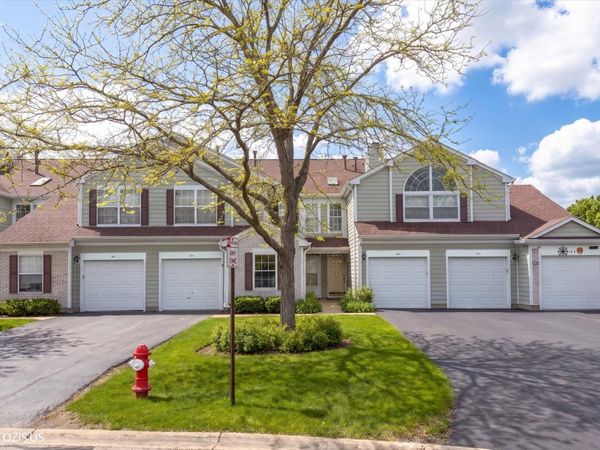 12 Taft Court , Unit A, Streamwood, IL 60107