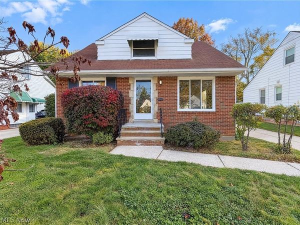 1541 E 254th Street , Euclid, OH 44117