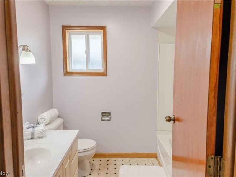 1177 Neptune Avenue , Akron, OH 44301 Photo 17