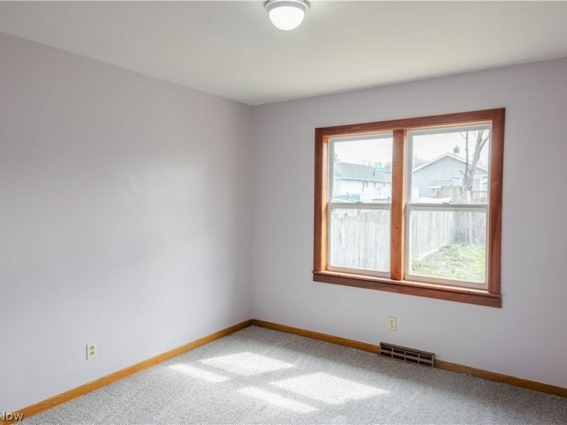 1177 Neptune Avenue , Akron, OH 44301 Photo 21