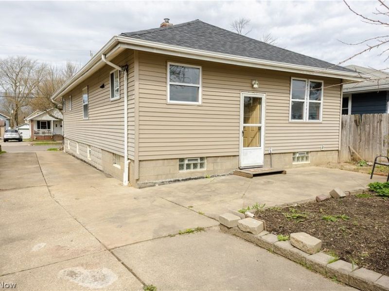 1177 Neptune Avenue , Akron, OH 44301 Photo 30
