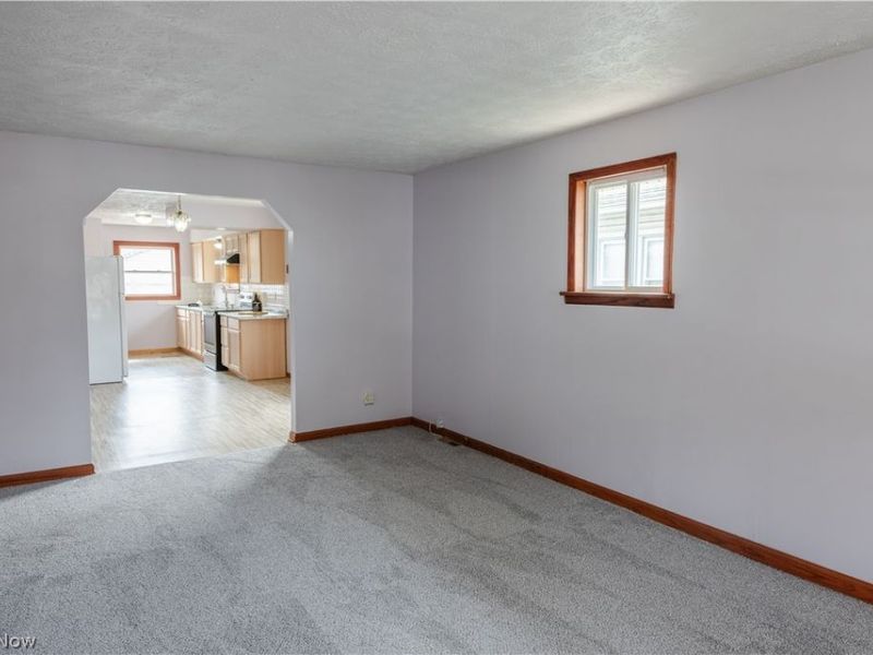 1177 Neptune Avenue , Akron, OH 44301 Photo 6