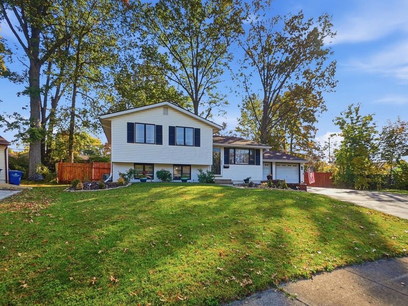1556 Lexdale Court, Reynoldsburg, OH 43068 Photo 2