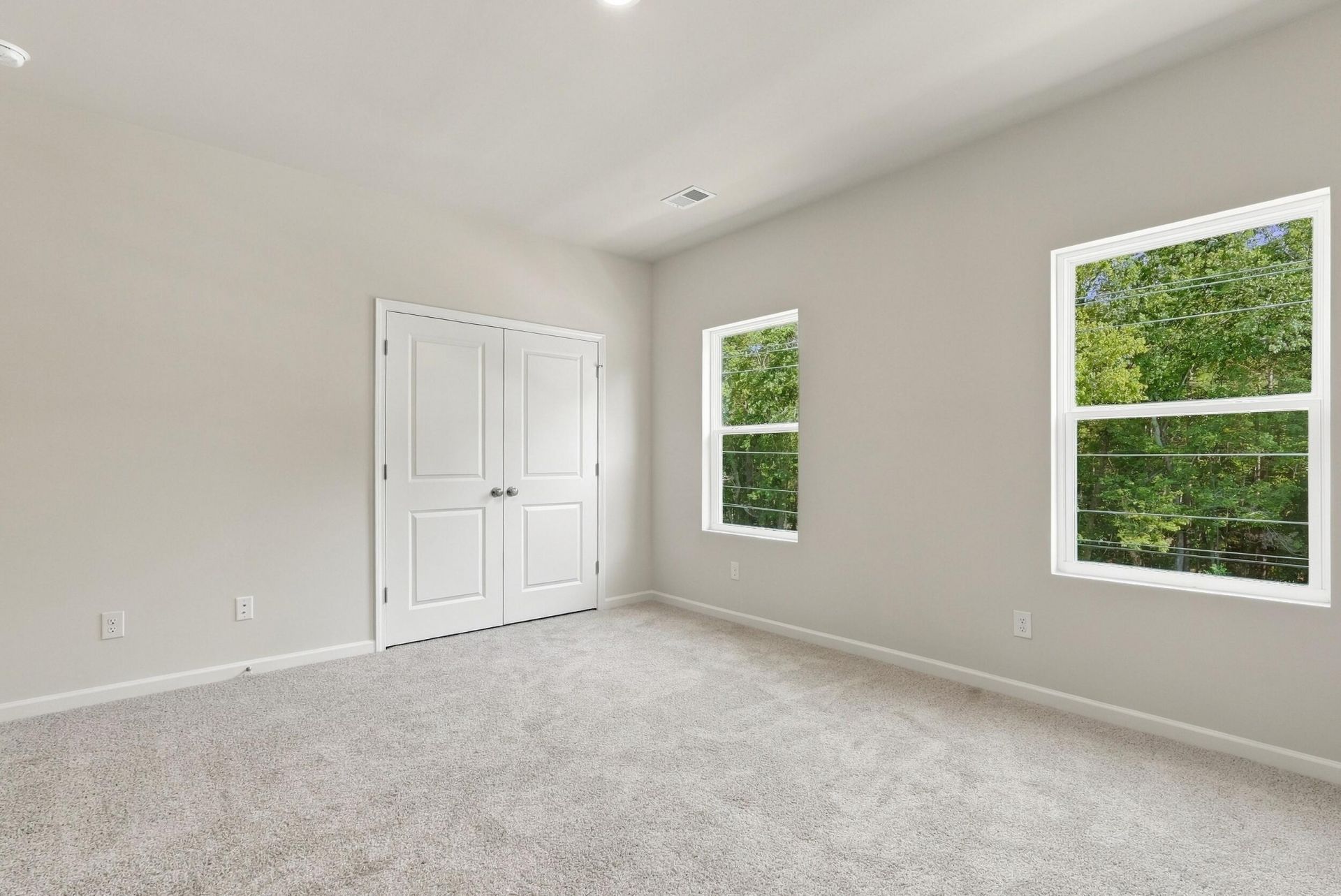 8001 Caswell Court Photo 32