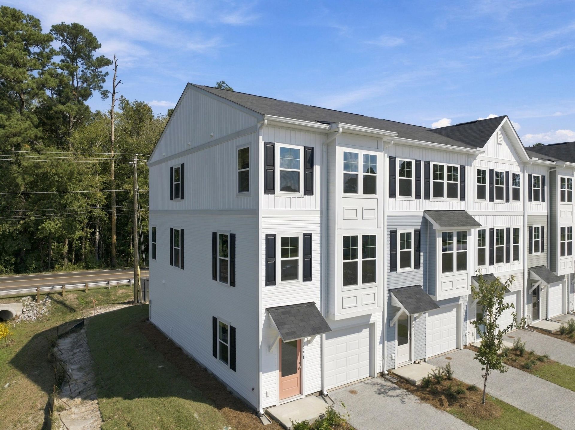 8001 Caswell Court Photo 4
