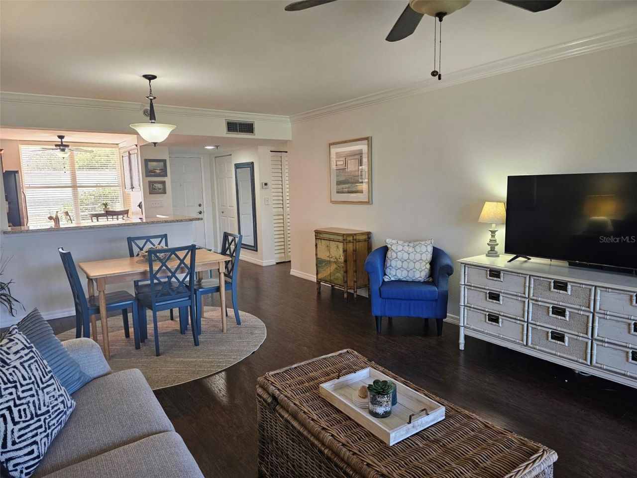 4550 Pinebrook Circle, Unit 205, Bradenton, FL 34209 Photo