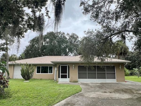 944 W TARPON BOULEVARD NW, PORT CHARLOTTE, FL 33952