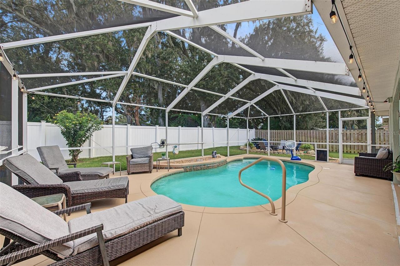 5294 Hidden Oaks Drive , Lakeland, FL 33811 Photo