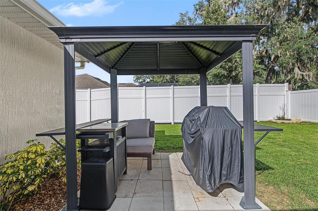 5294 Hidden Oaks Drive , Lakeland, FL 33811 Photo