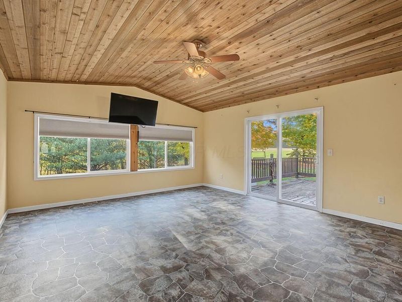 13650 Gilchrist Road , Mount Vernon, OH 43050 Photo 11