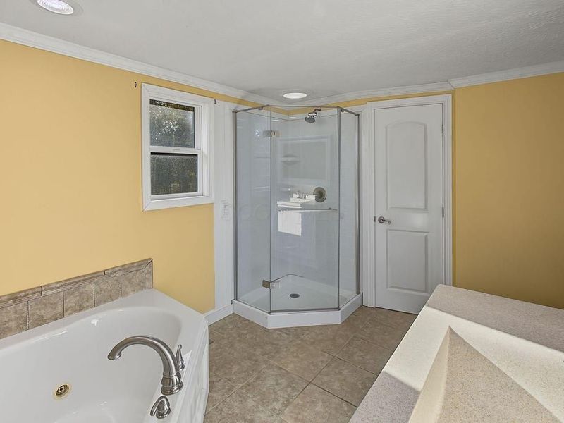 13650 Gilchrist Road , Mount Vernon, OH 43050 Photo 17