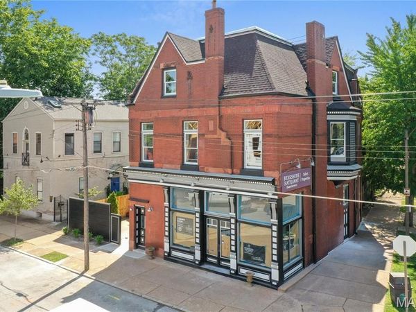 1924 Pestalozzi Street , St Louis, MO 63118