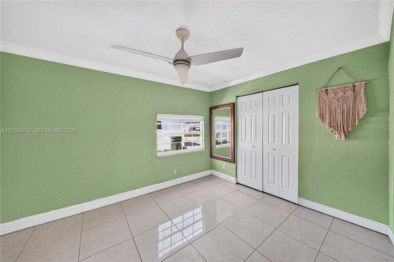 3550 Hunt Rd , Palm Springs, FL 33461 Photo