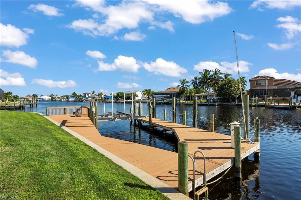 5378 Darby Ct, Cape Coral, FL 33904 Photo