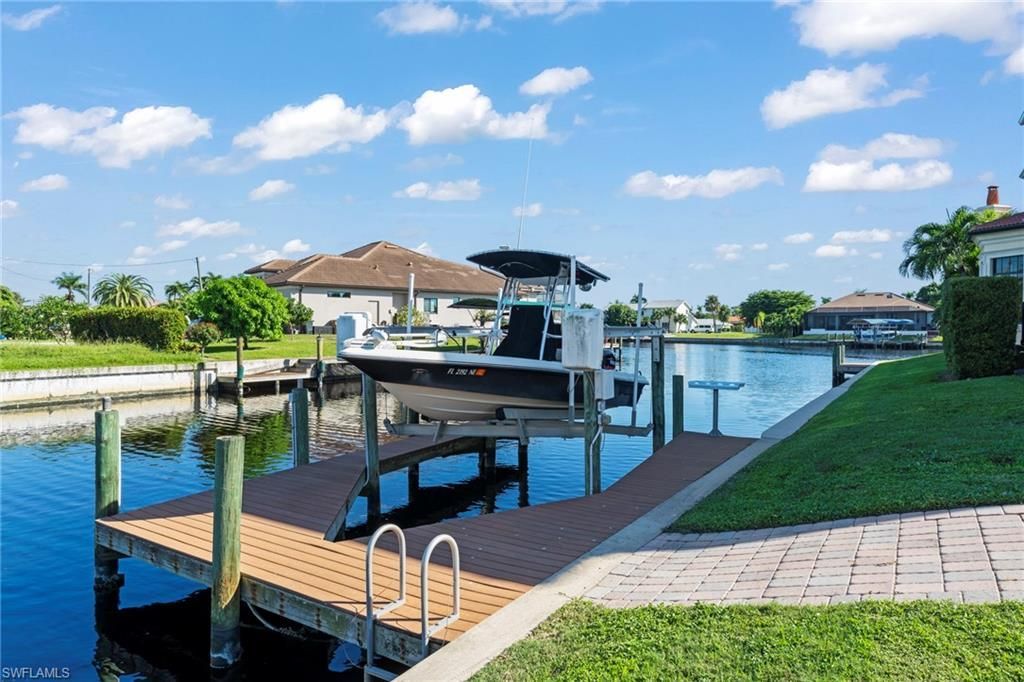 5378 Darby Ct, Cape Coral, FL 33904 Photo