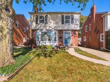 23458 Wilson Avenue, Dearborn, Mi 48128
