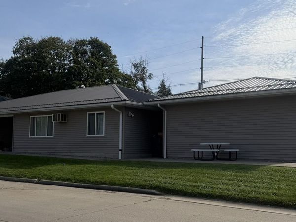 415 2Nd Street, Victor, IA 52347