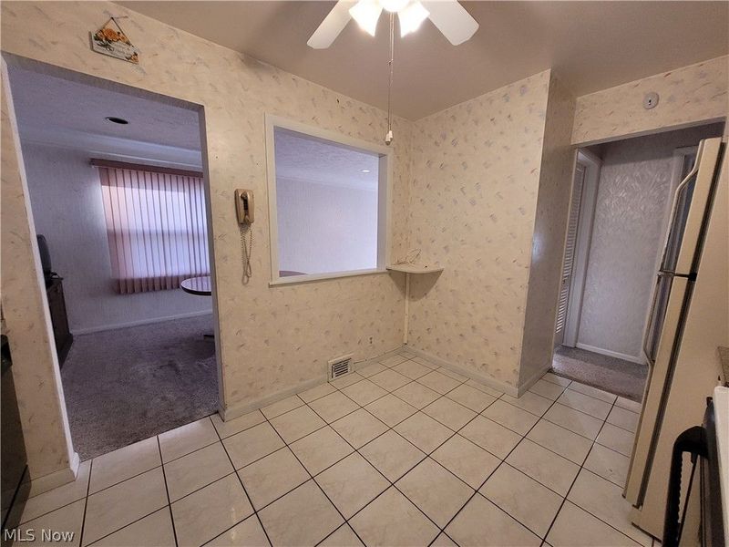 1289 W Miner Road, Mayfield Heights, OH 44124 Photo 4