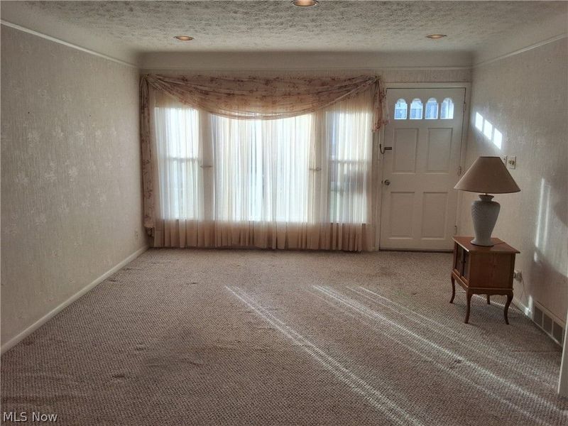 1289 W Miner Road, Mayfield Heights, OH 44124 Photo 8