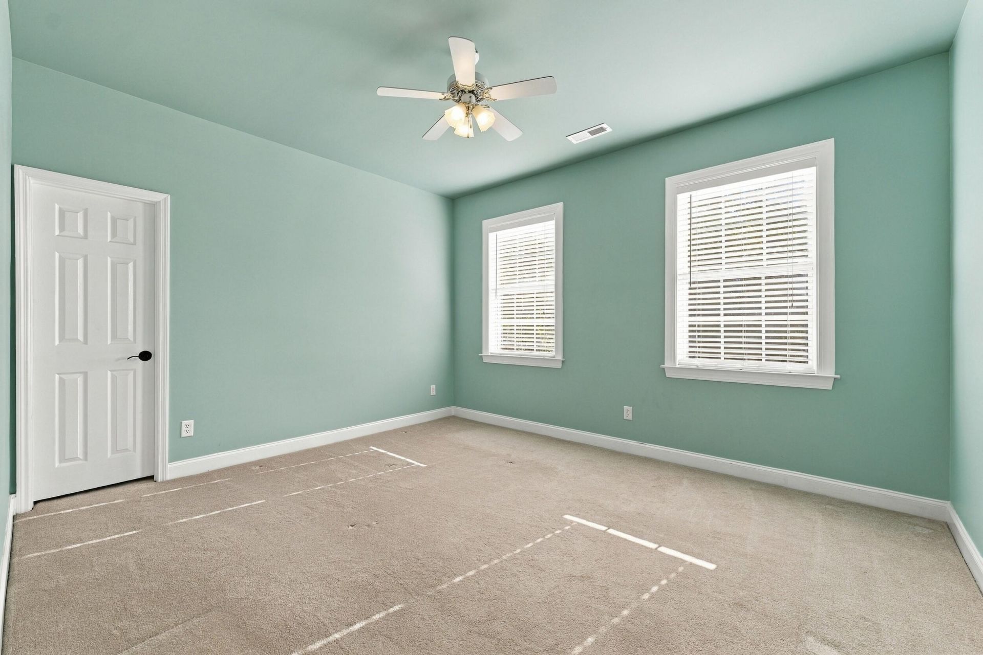 218 Scalybark Road Photo 38
