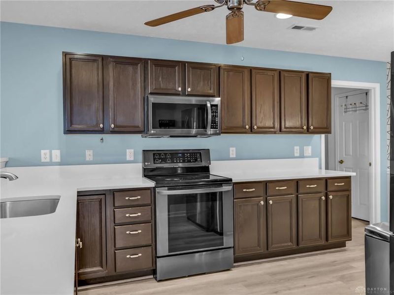 1966 Whispering Tree Drive, Miamisburg, OH 45342 Photo 30
