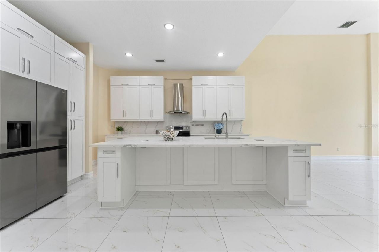 10310 Carroll Cove Place , Tampa, FL 33612 Photo