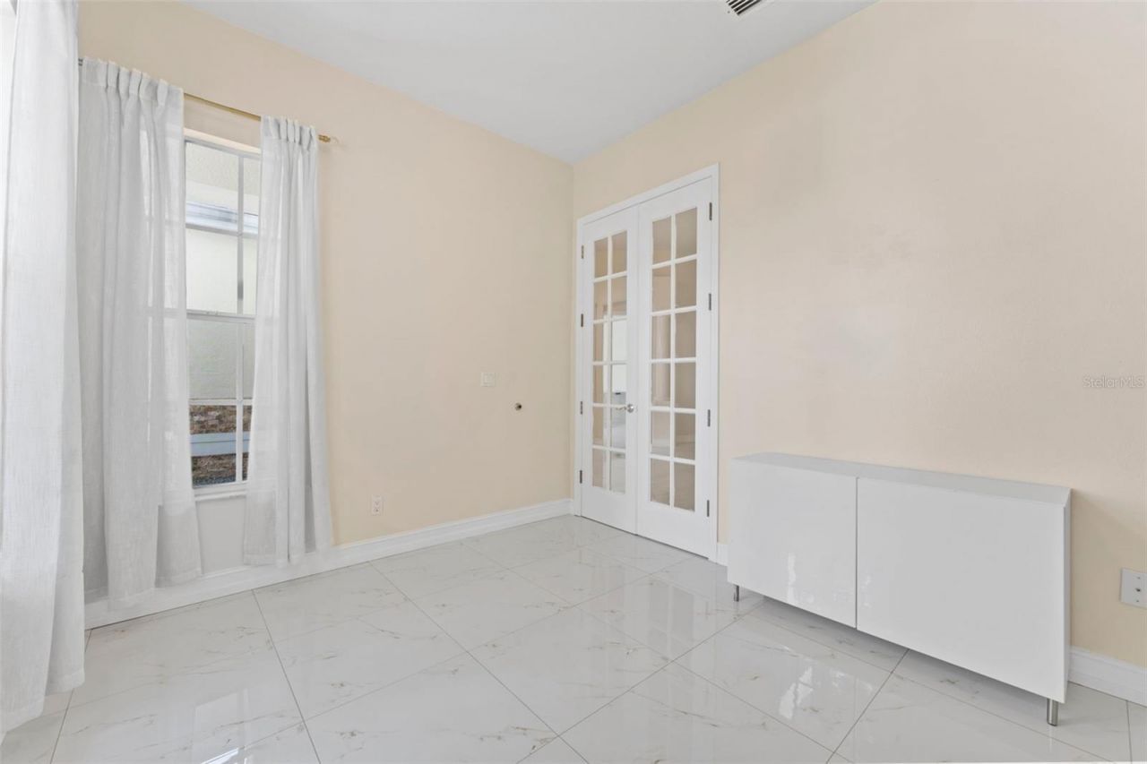 10310 Carroll Cove Place , Tampa, FL 33612 Photo