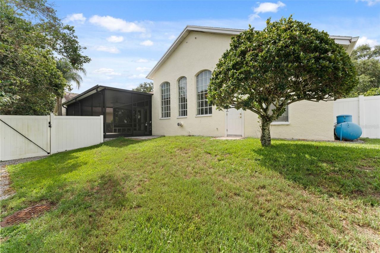 10310 Carroll Cove Place , Tampa, FL 33612 Photo