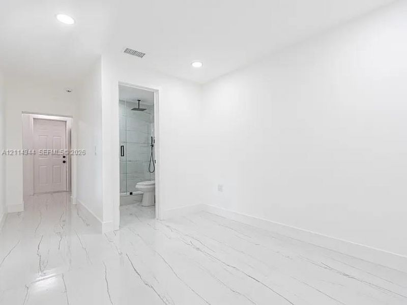 8281 NE 2nd Ct, Unit B, Miami, FL 33138 Photo