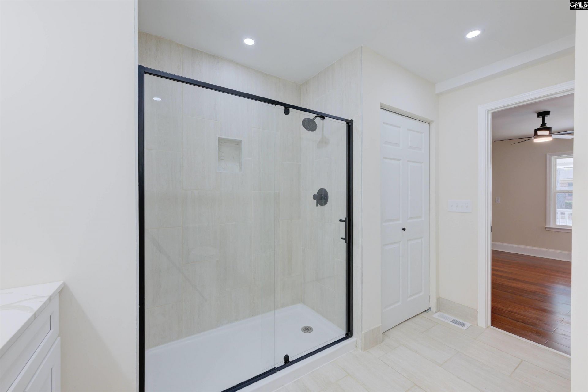 4128 Chesterfield Drive  Photo 8