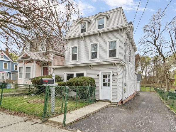 44 Glenwood Avenue , Poughkeepsie, NY 12603